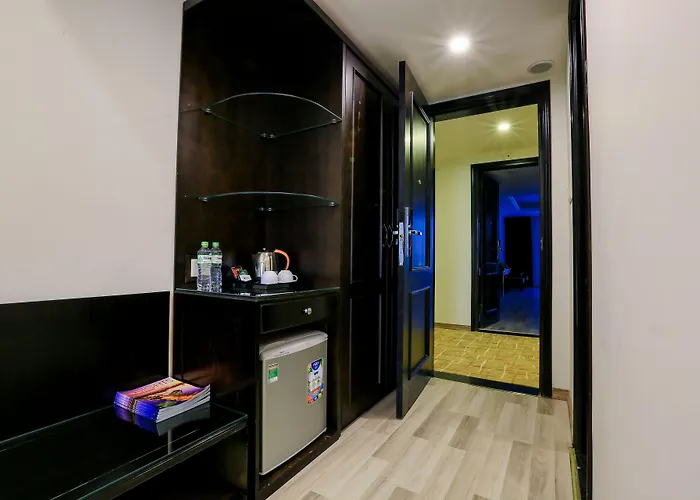 Khách sạn Galaxy 4*
